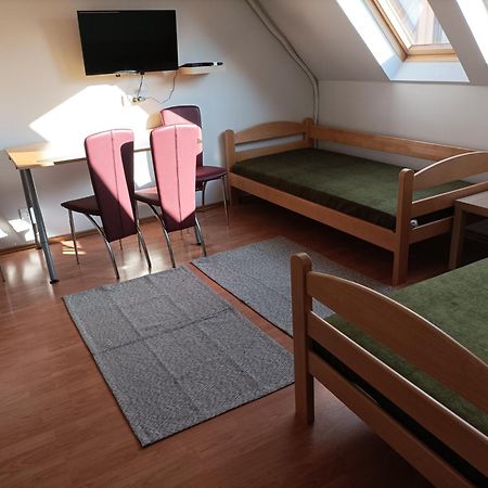 Ferienwohnung Katera Belgrad Zimmer foto